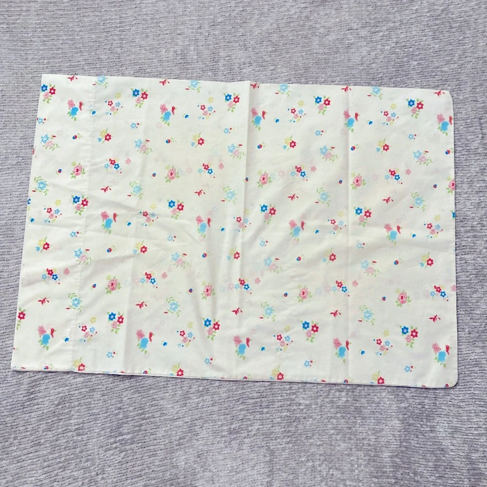 Vintage Floral Pillow Case Set of 2 Retro 70s Pacific Miracle‎